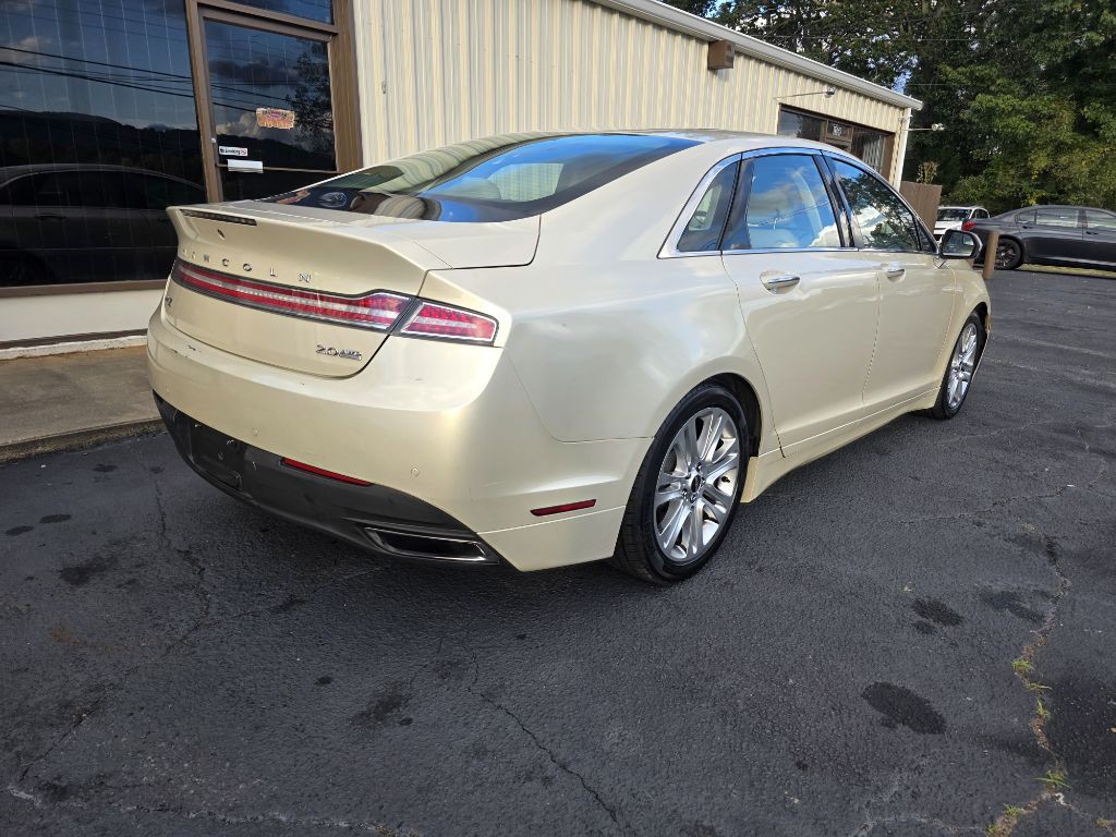 2015 Lincoln MKZ Image 16