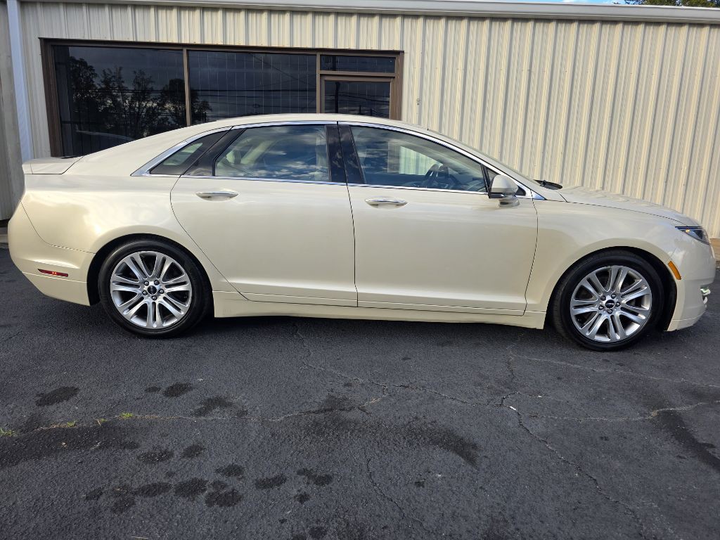 2015 Lincoln MKZ Image 17