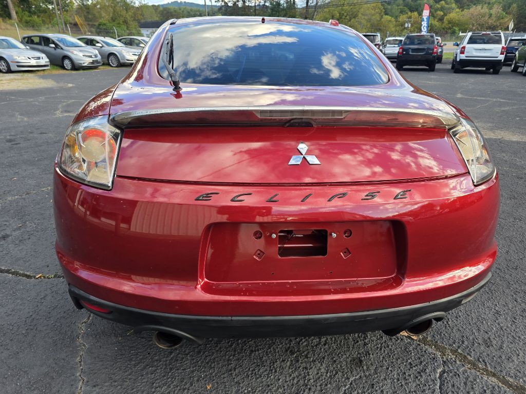 2011 Mitsubishi Eclipse Image 2