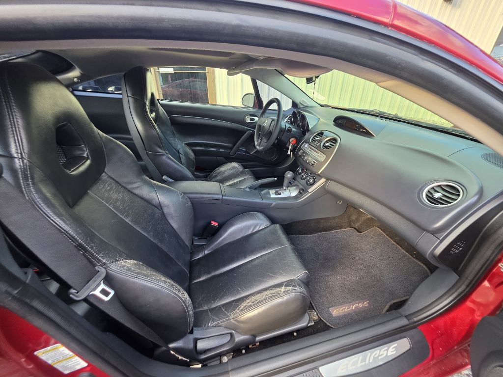 2011 Mitsubishi Eclipse Image 7