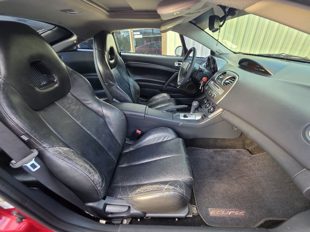2011 Mitsubishi Eclipse Image 9