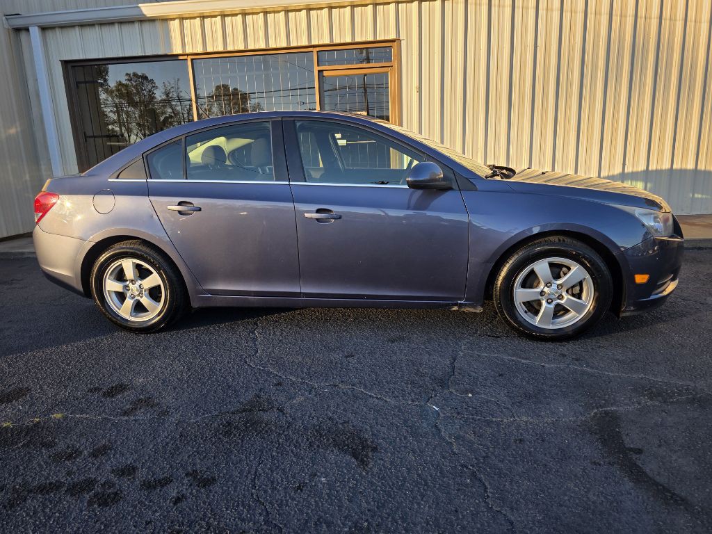 2014 Chevrolet Cruze Image 28