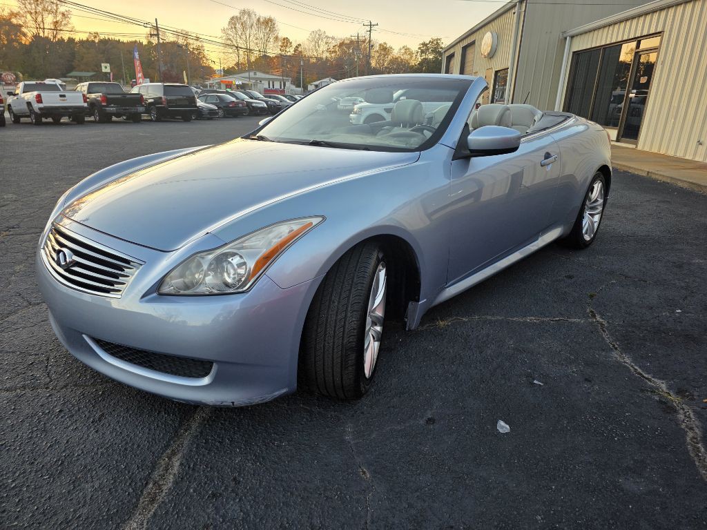 2010 INFINITI G37 Image 4