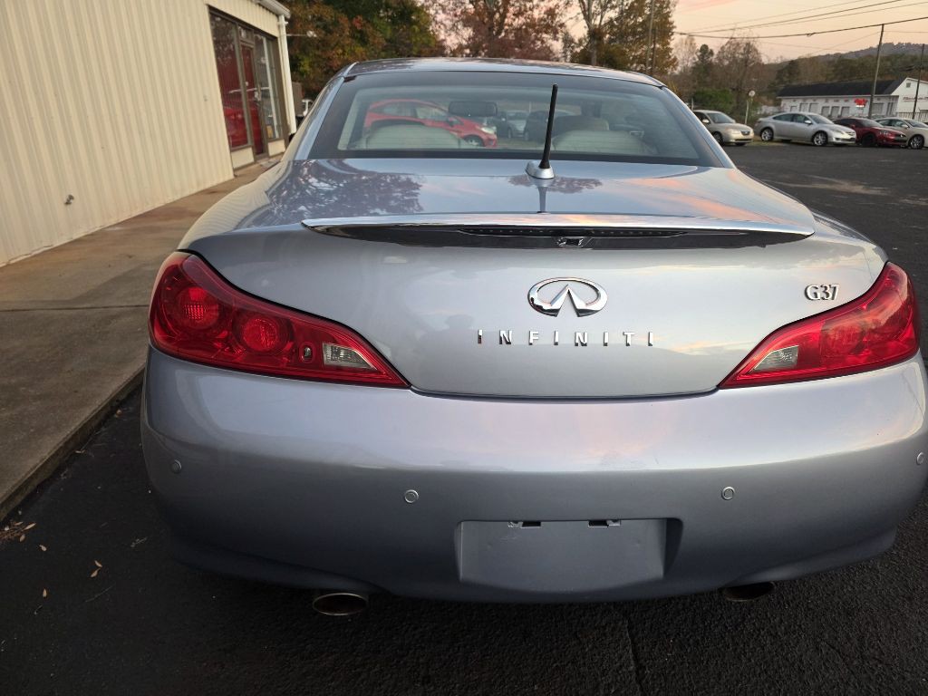 2010 INFINITI G37 Image 12