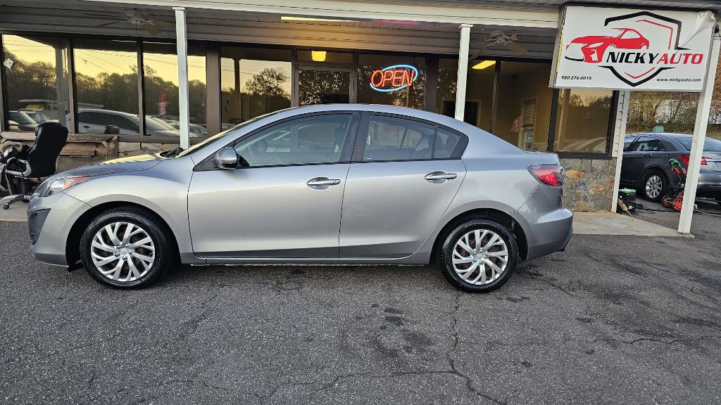2011 Mazda Mazda3 Image 7