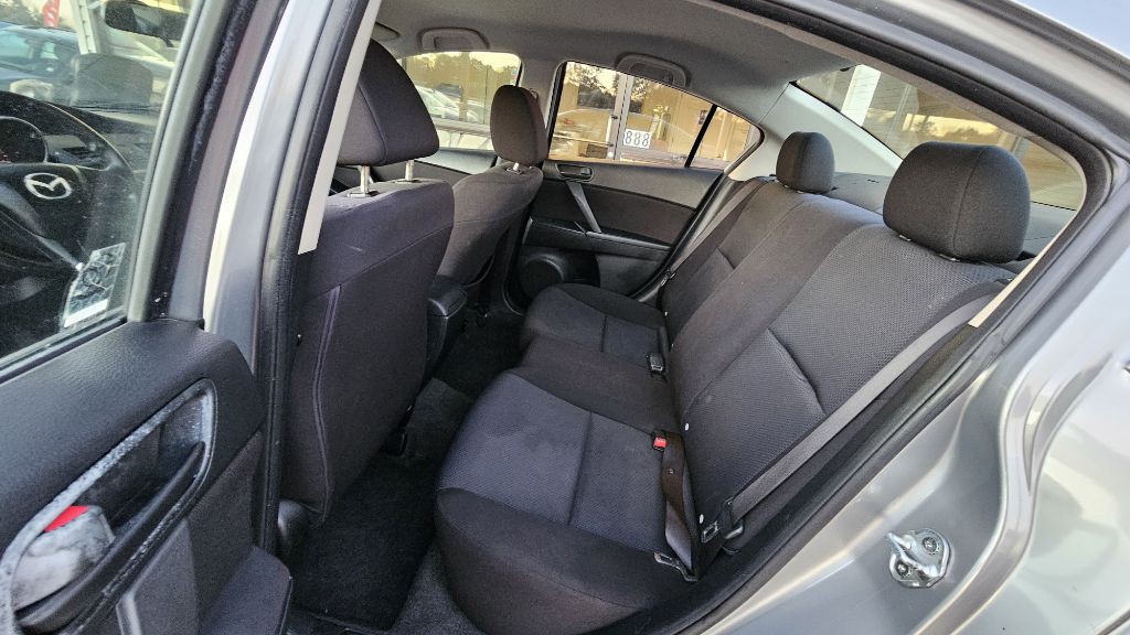 2011 Mazda Mazda3 Image 8