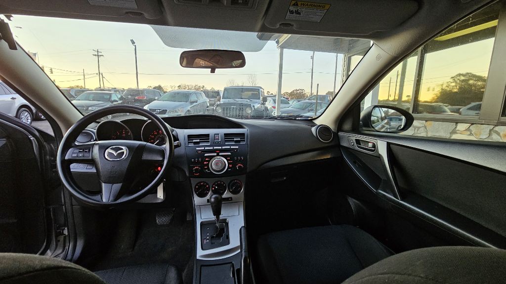 2011 Mazda Mazda3 Image 11