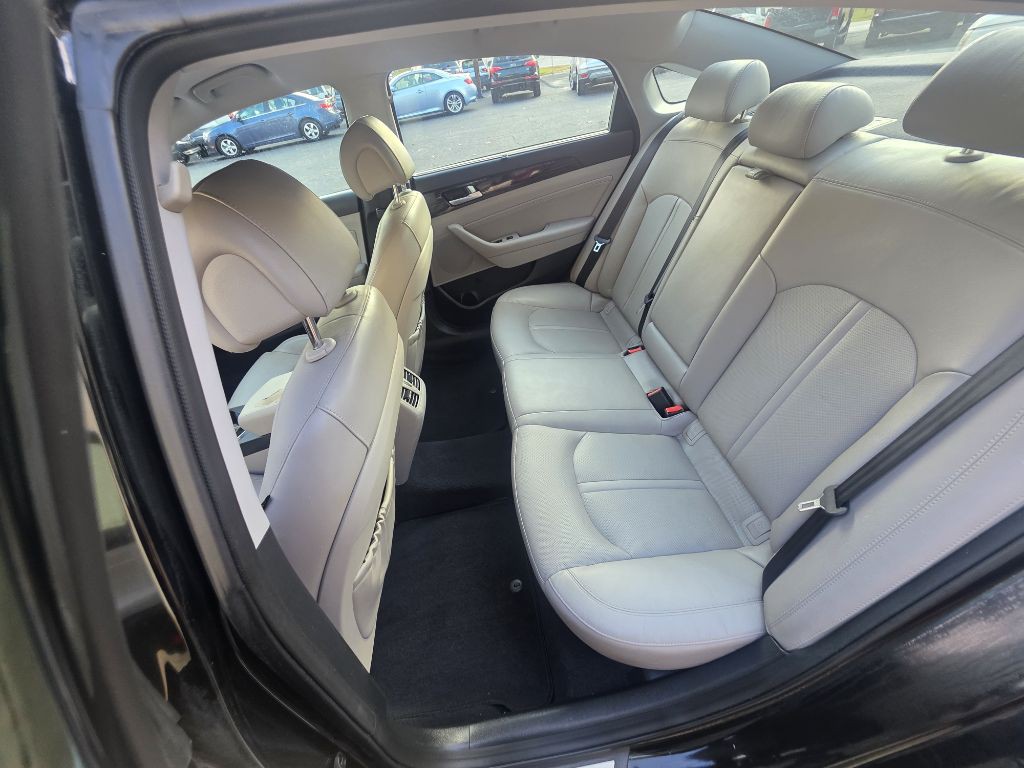 2016 Hyundai Sonata Image 9