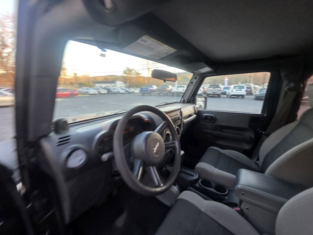 2007 Jeep Wrangler Image 2