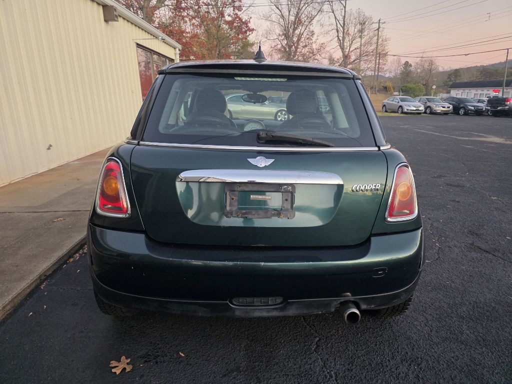 2010 MINI Cooper Image 11