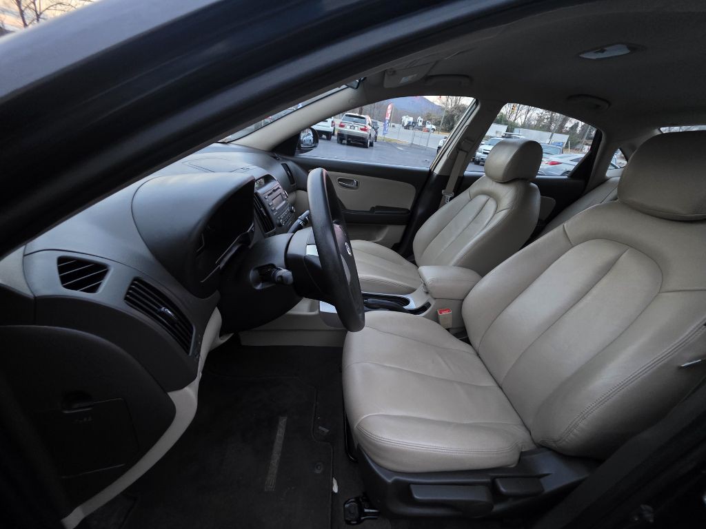 2008 Hyundai Elantra Image 3