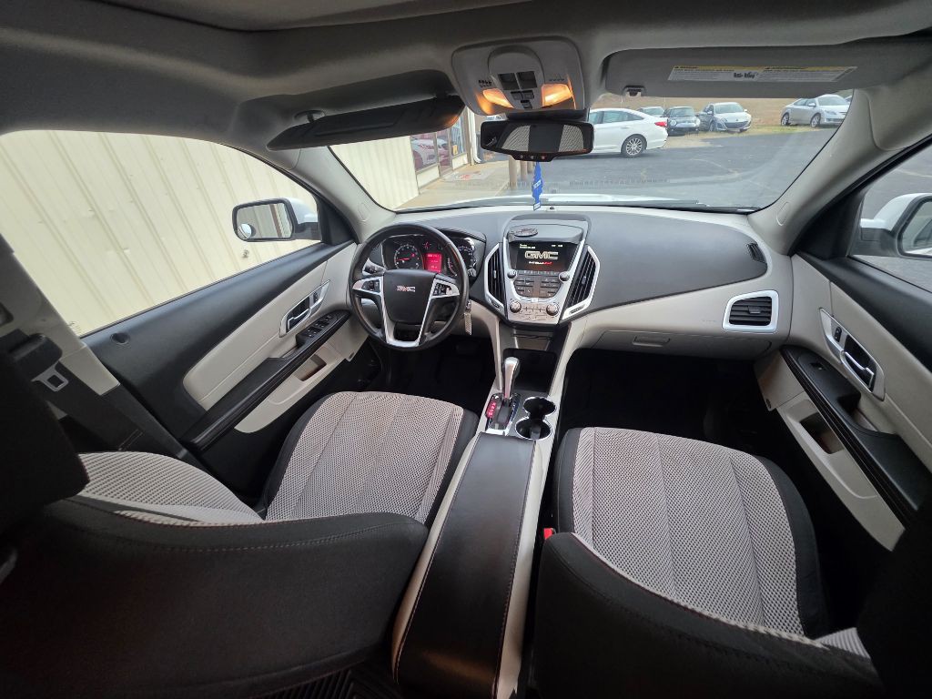 2015 GMC Terrain Image 8