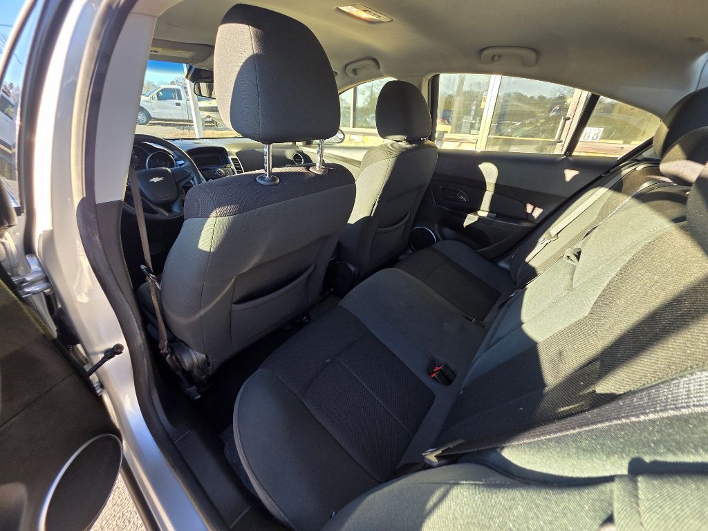 2011 Chevrolet Cruze Image 9