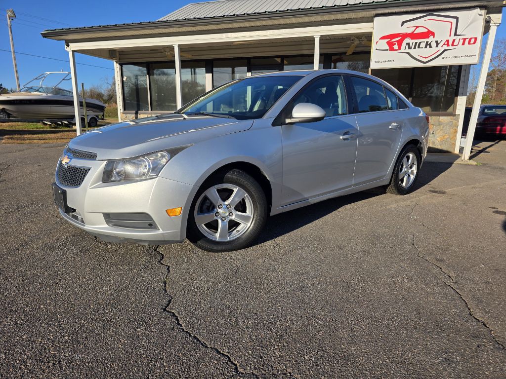 2011 Chevrolet Cruze Image 10