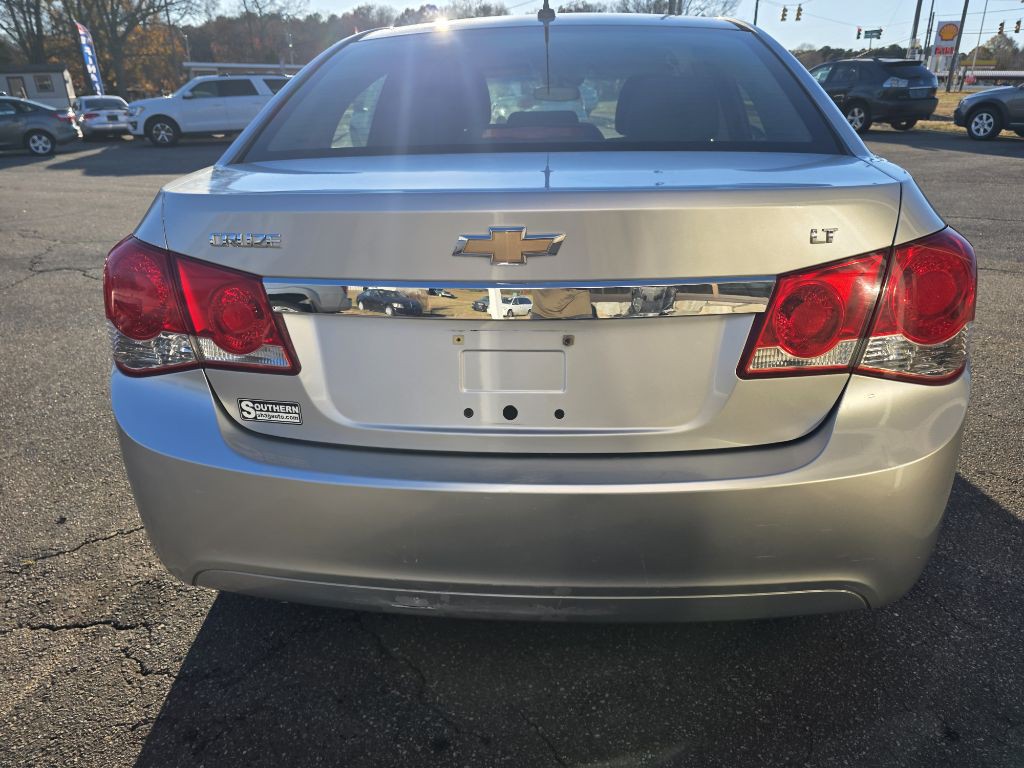 2011 Chevrolet Cruze Image 13