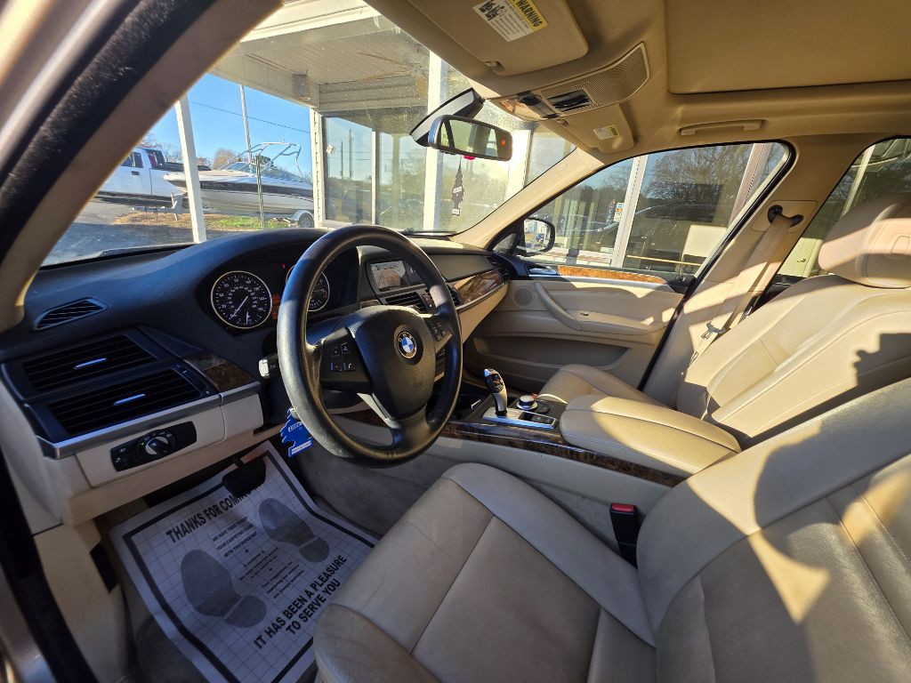 2009 BMW X5 Image 20