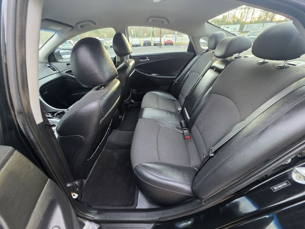 2013 Hyundai Sonata Image 6