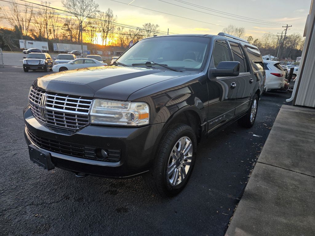 2013 Lincoln Navigator Image 11