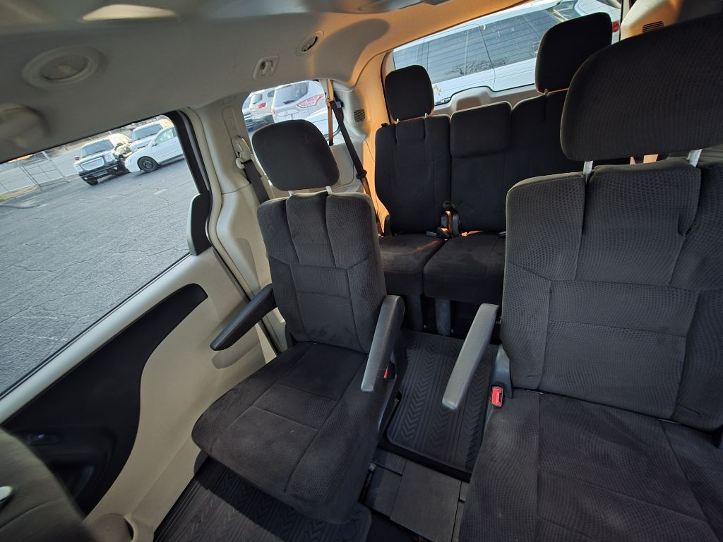 2013 Dodge Grand Caravan Image 9