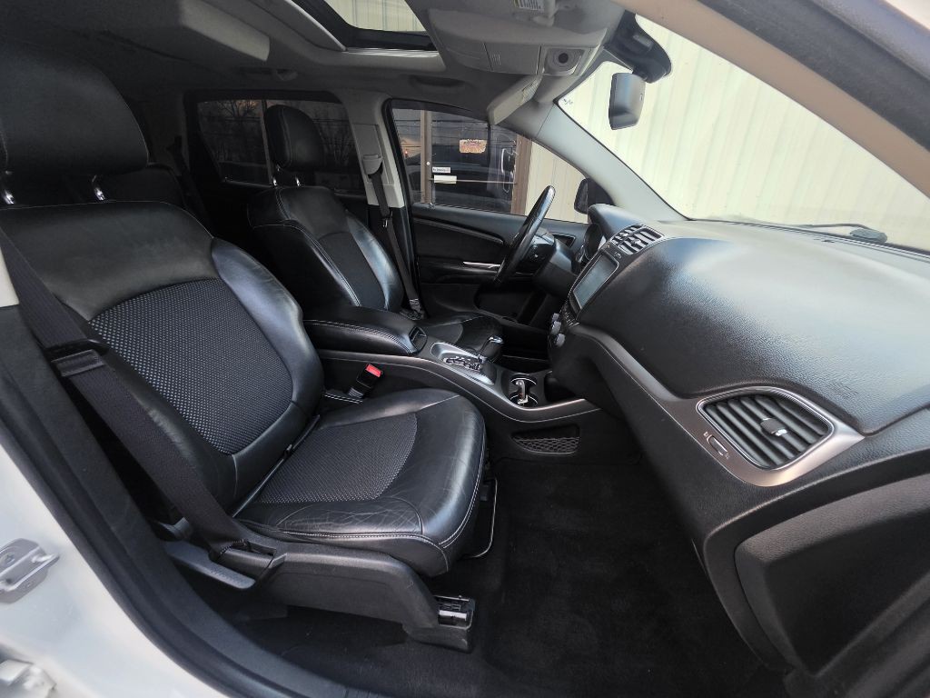 2017 Dodge Journey Image 9