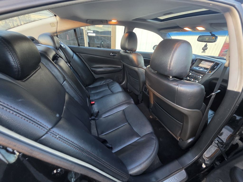 2012 Nissan Maxima Image 3