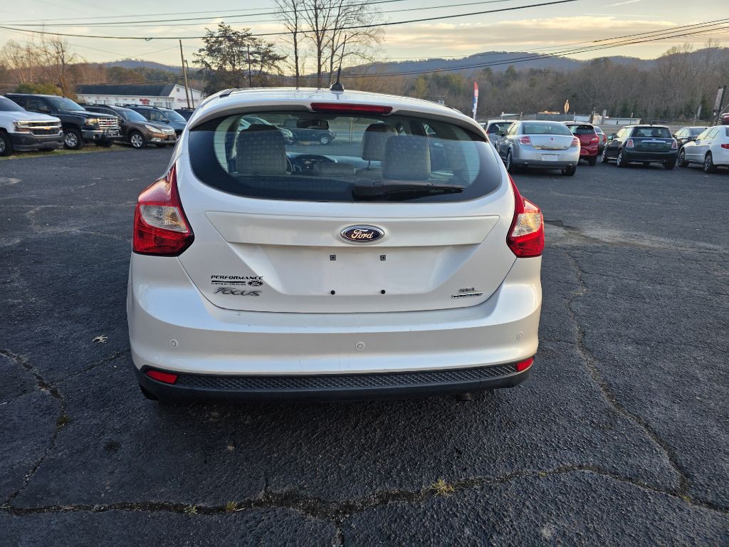 2012 Ford Focus Image 2