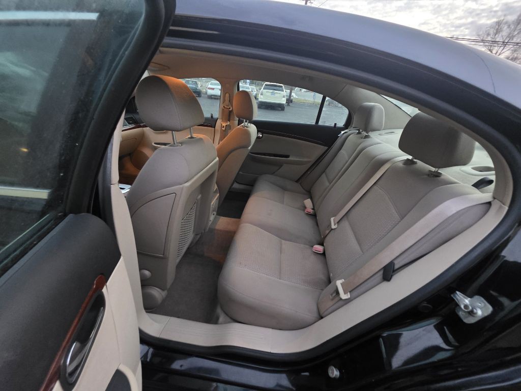 2007 Saturn Aura Image 16