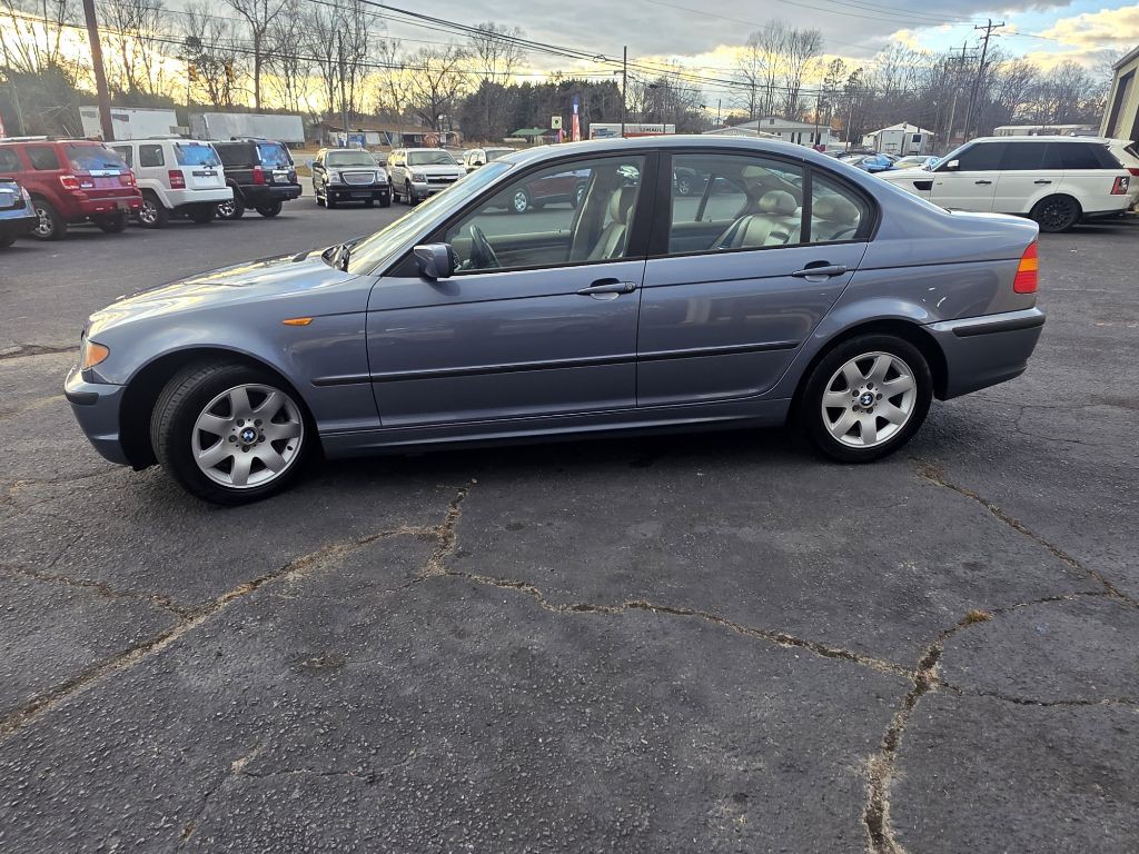 2003 BMW 3 Series Image 2
