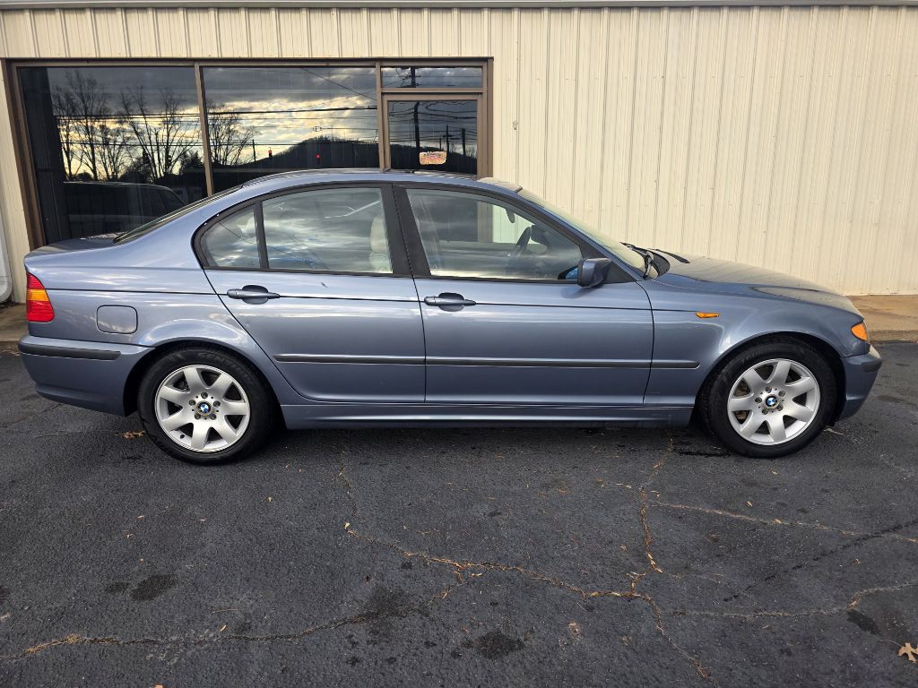 2003 BMW 3 Series Image 9