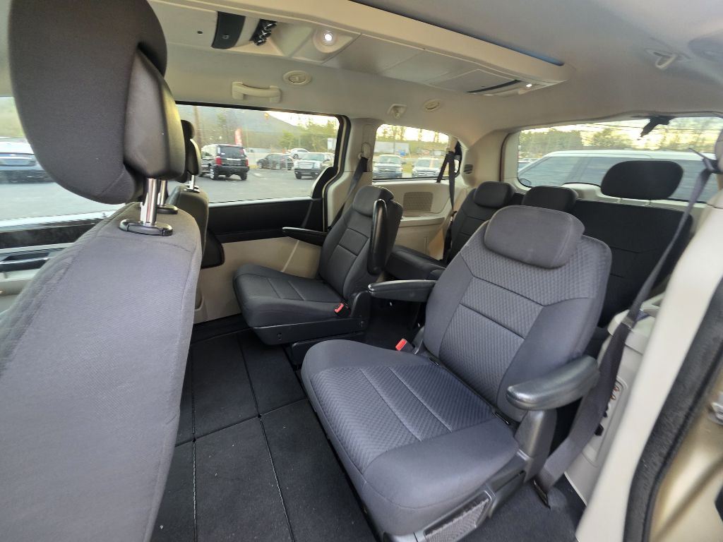 2010 Dodge Grand Caravan Image 10