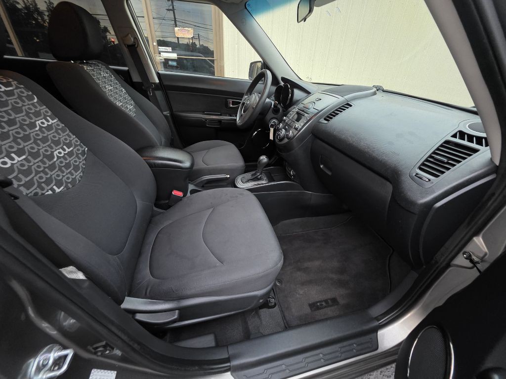 2011 Kia Soul Image 13