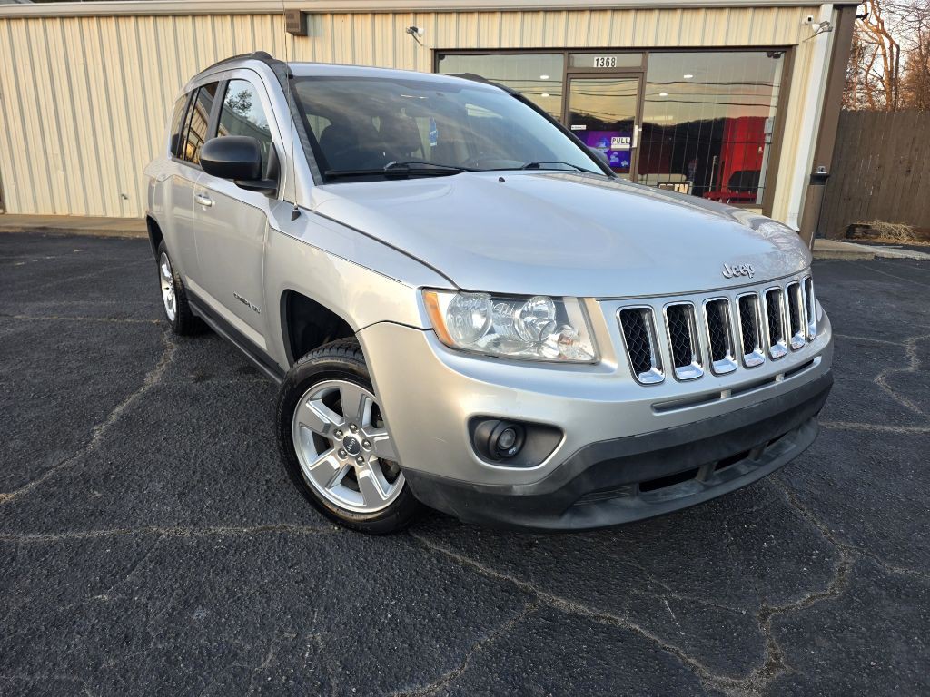 2013 Jeep Compass Image 2