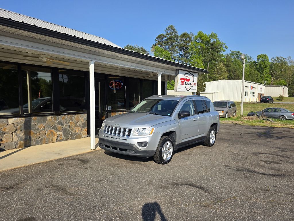 2013 Jeep Compass Image 3