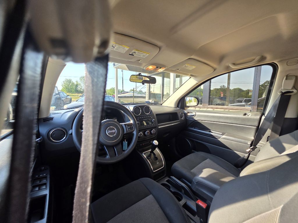 2013 Jeep Compass Image 15