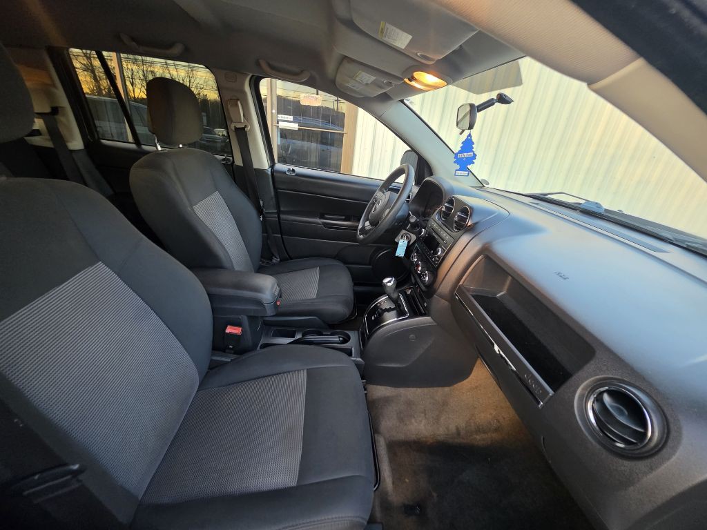 2013 Jeep Compass Image 20