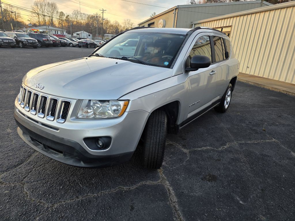 2013 Jeep Compass Image 21