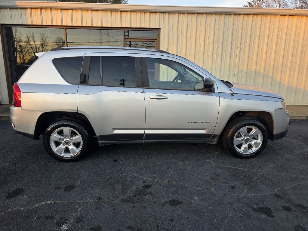 2013 Jeep Compass Image 25
