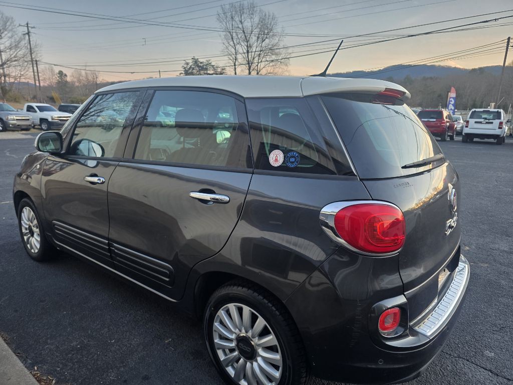 2014 FIAT 500L Image 13