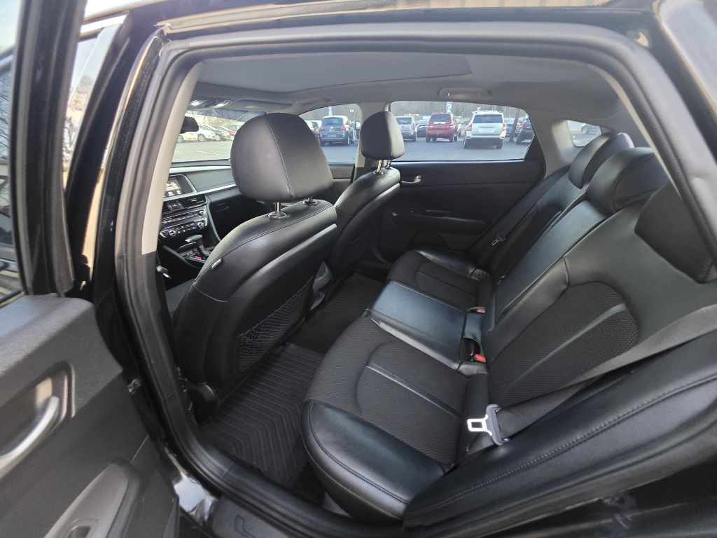 2019 Kia Optima Image 5