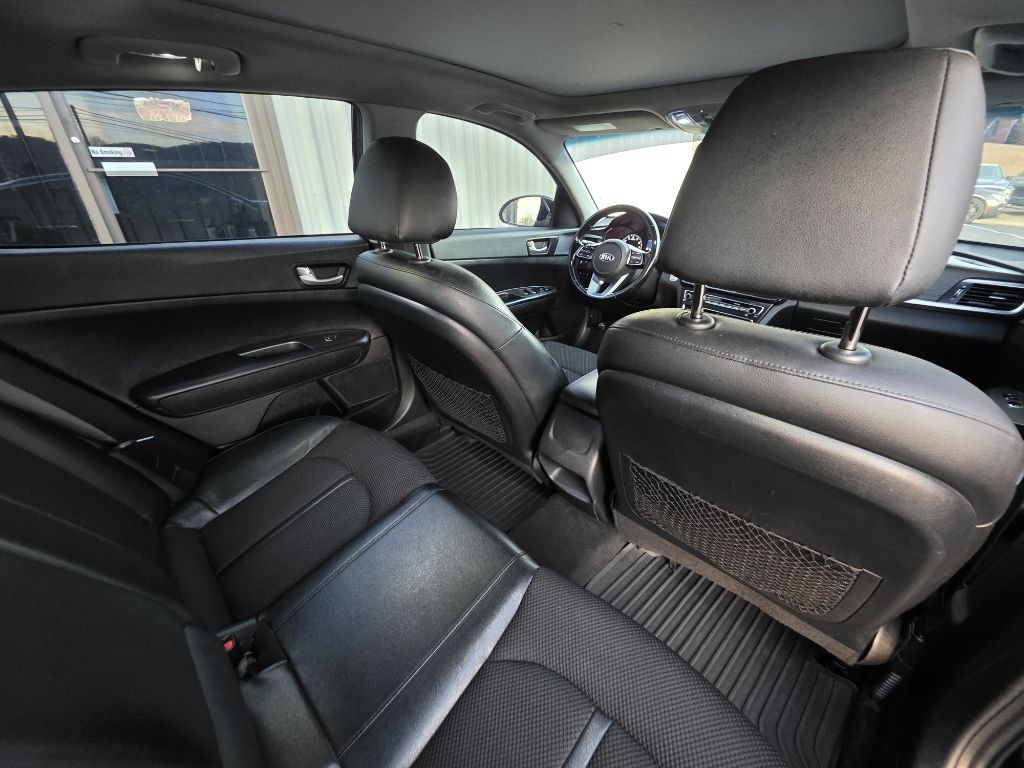 2019 Kia Optima Image 11