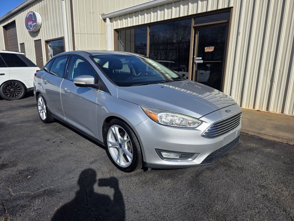 2016 Ford Focus Image 15