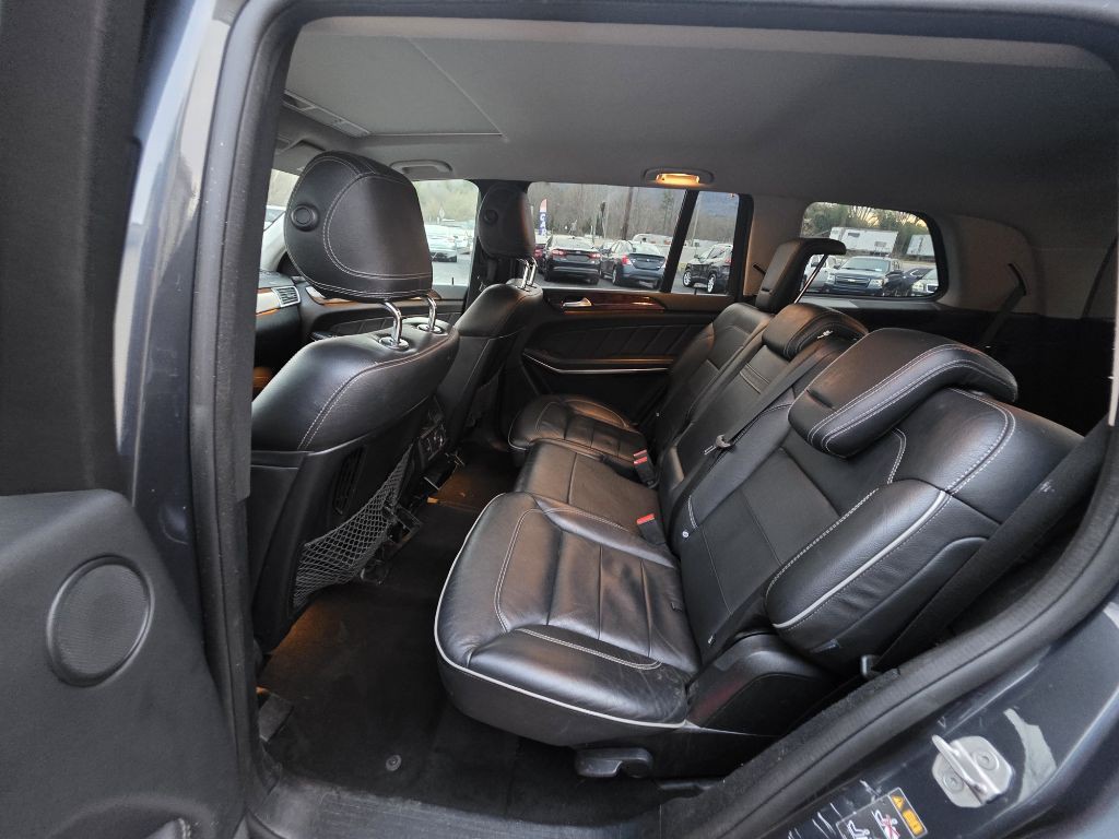 2013 Mercedes-Benz GL-Class Image 8