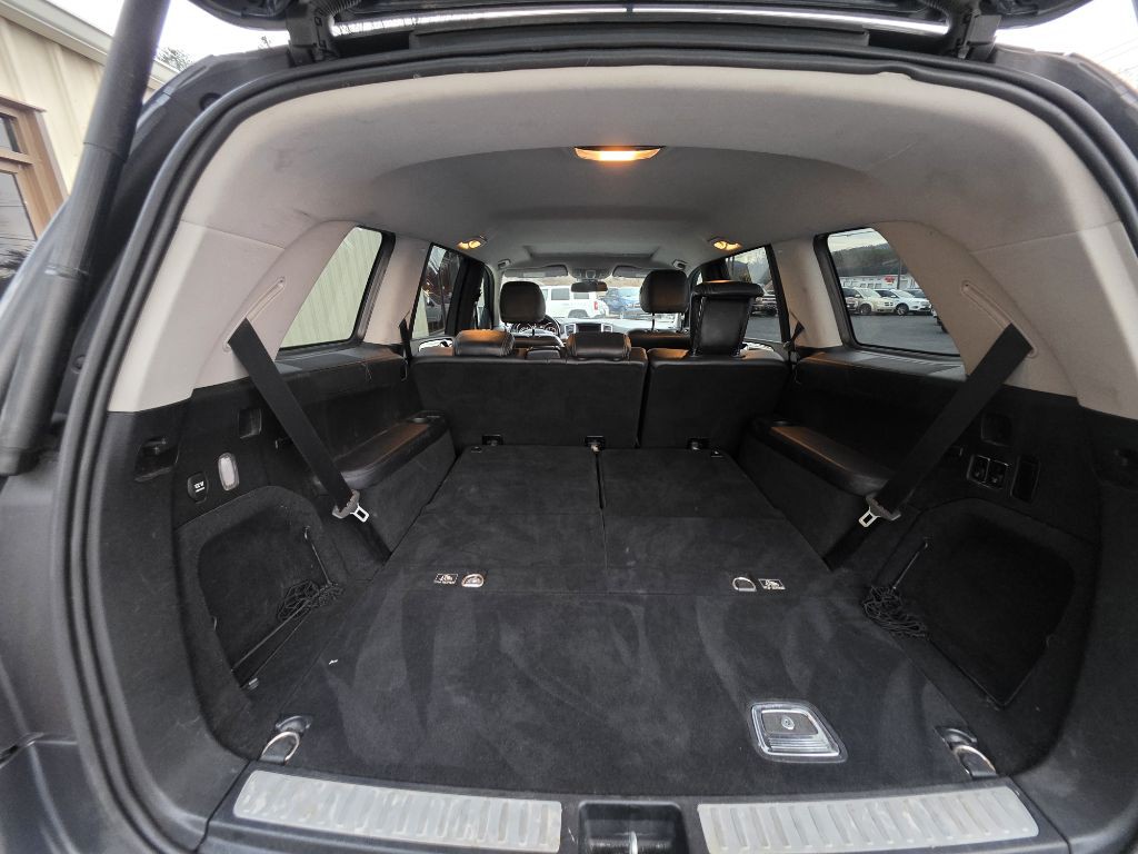 2013 Mercedes-Benz GL-Class Image 10