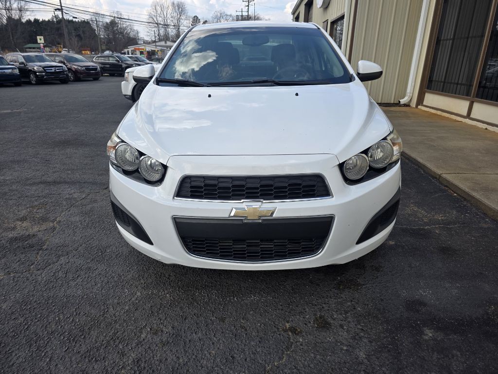 2016 Chevrolet Sonic Image 10