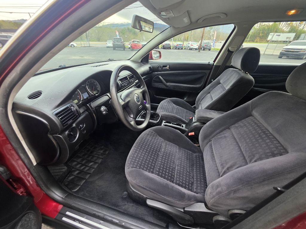 2003 Volkswagen Passat Image 5