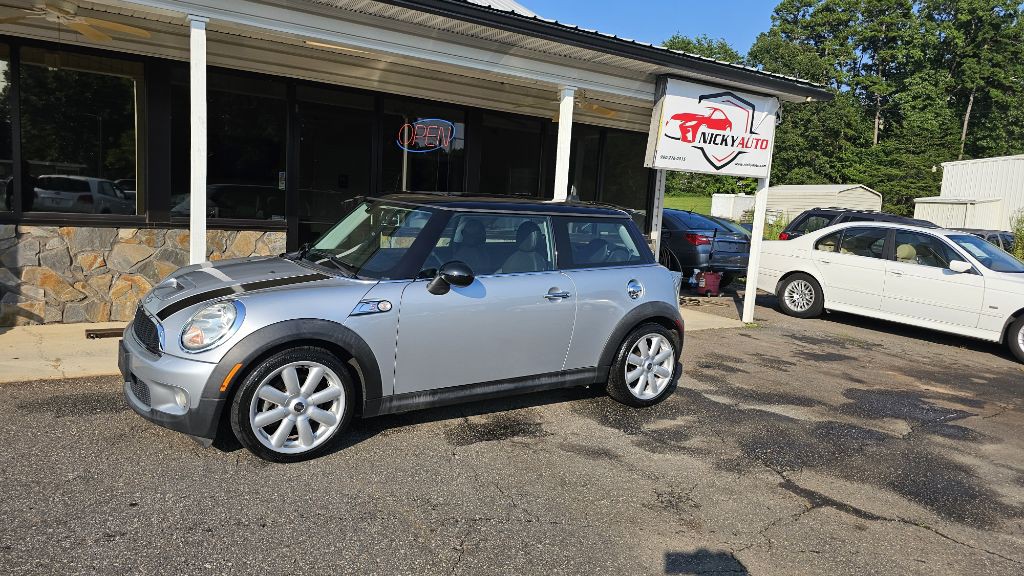 2007 MINI Cooper Image 5