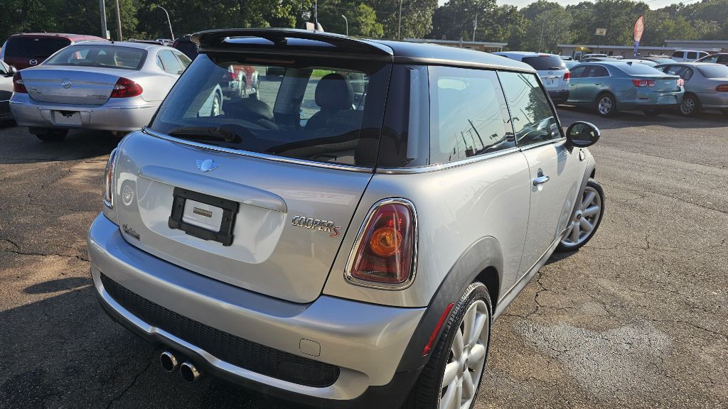 2007 MINI Cooper Image 15
