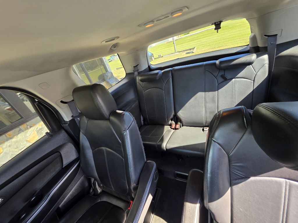 2012 GMC Acadia Image 8
