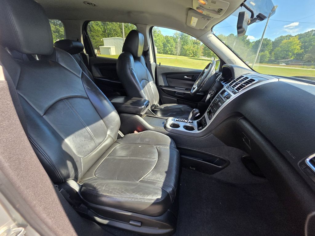 2012 GMC Acadia Image 16