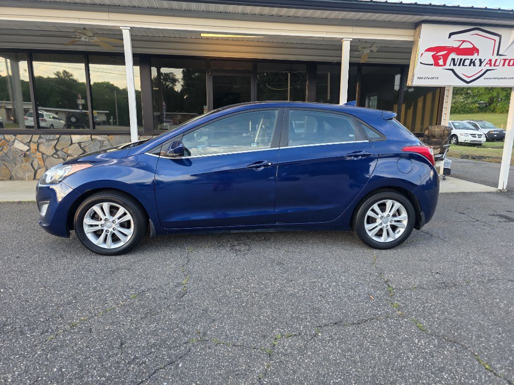 2013 Hyundai Elantra Image 5